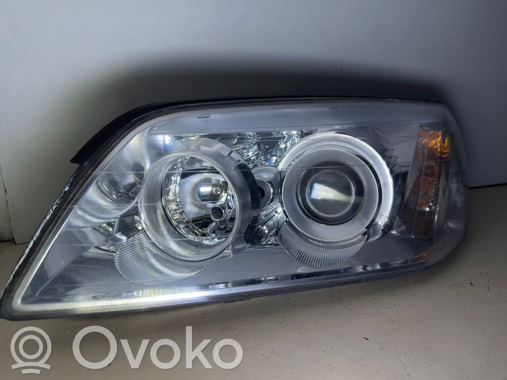 Chevrolet Captiva Scheinwerfer 