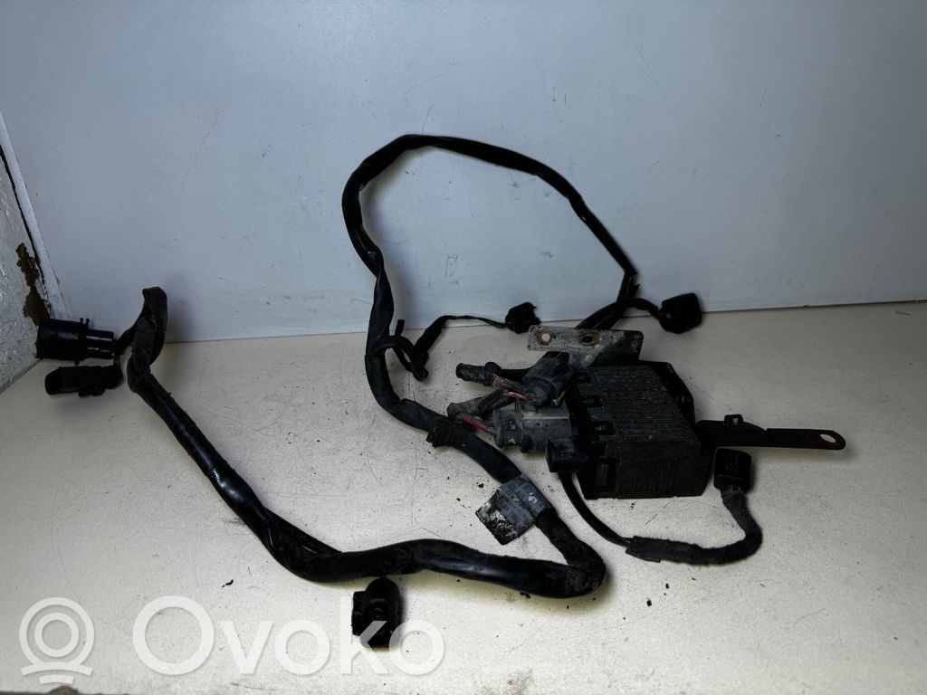 Audi A4 S4 B7 8E 8H Relé del ventilador del refrigerador 