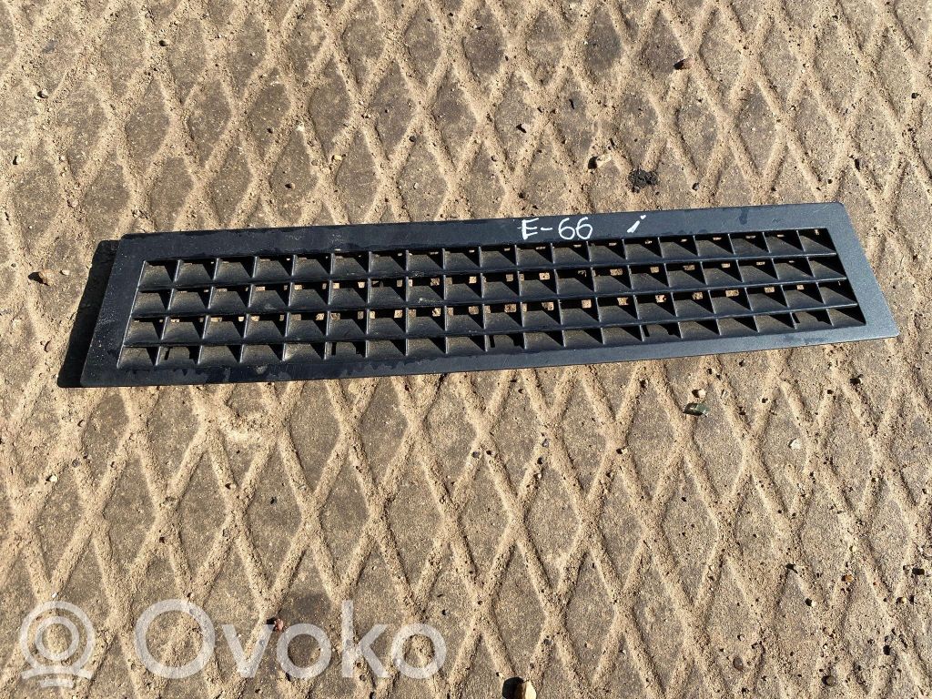 BMW 7 E65 E66 Grille d'aération centrale 