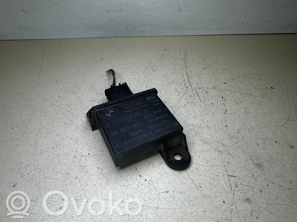 BMW 7 E65 E66 Tire pressure control unit 