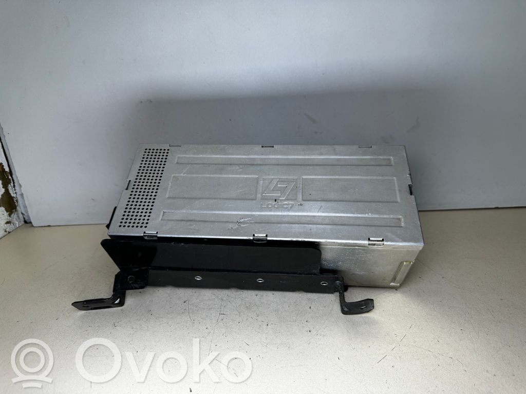 BMW 7 E65 E66 Skaņas pastiprinātājs 