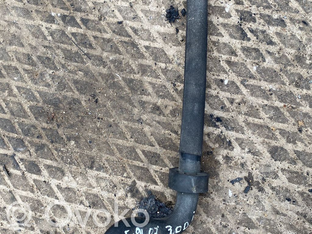 BMW 3 E90 E91 Engine coolant pipe/hose 