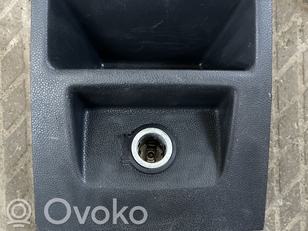 Opel Zafira B Otros repuestos del interior 