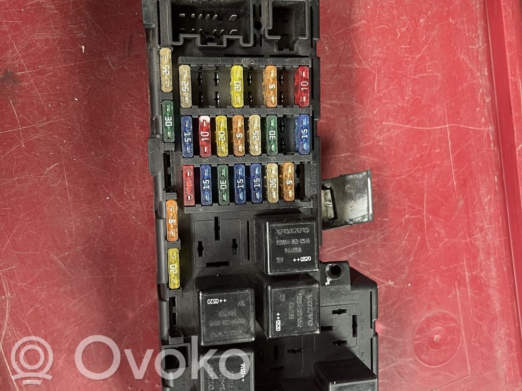 Volvo V70 Sulakemoduuli 