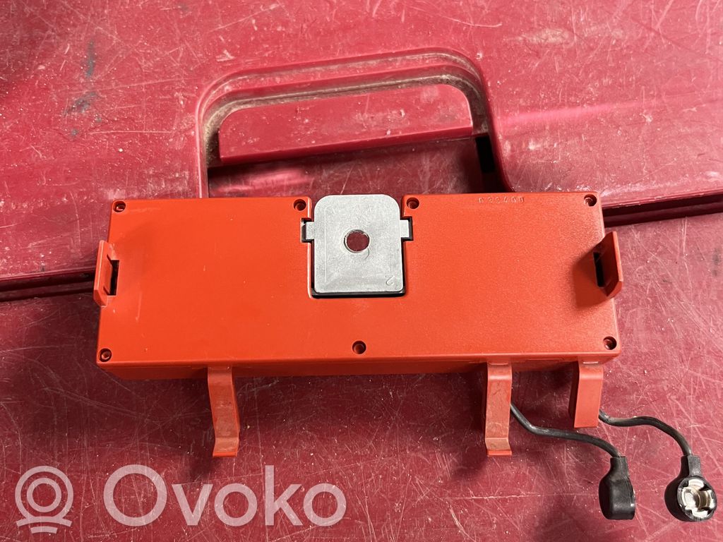 Volvo V70 Antenos stiprintuvas 