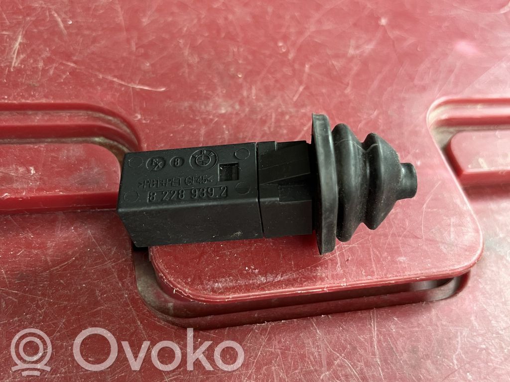 BMW 3 E46 Polttoainesäiliön avauskytkin 