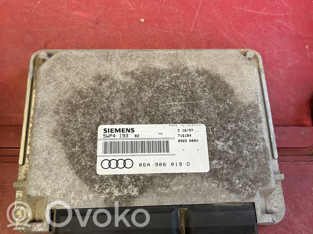 Audi A3 S3 8L Variklio valdymo blokas 