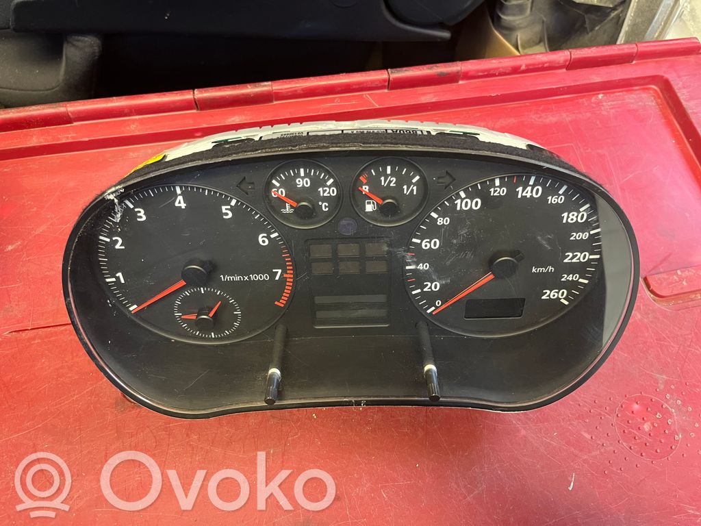 Audi A3 S3 8L Velocímetro (tablero de instrumentos) 