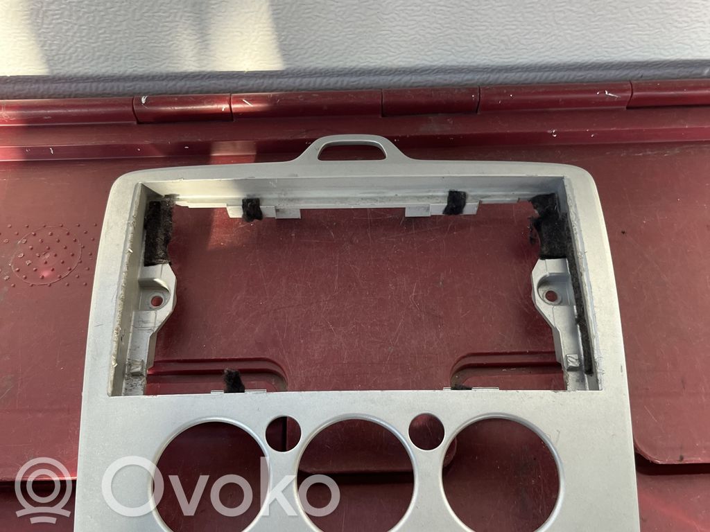 Ford Focus Cadre, panneau d'unité radio / GPS 