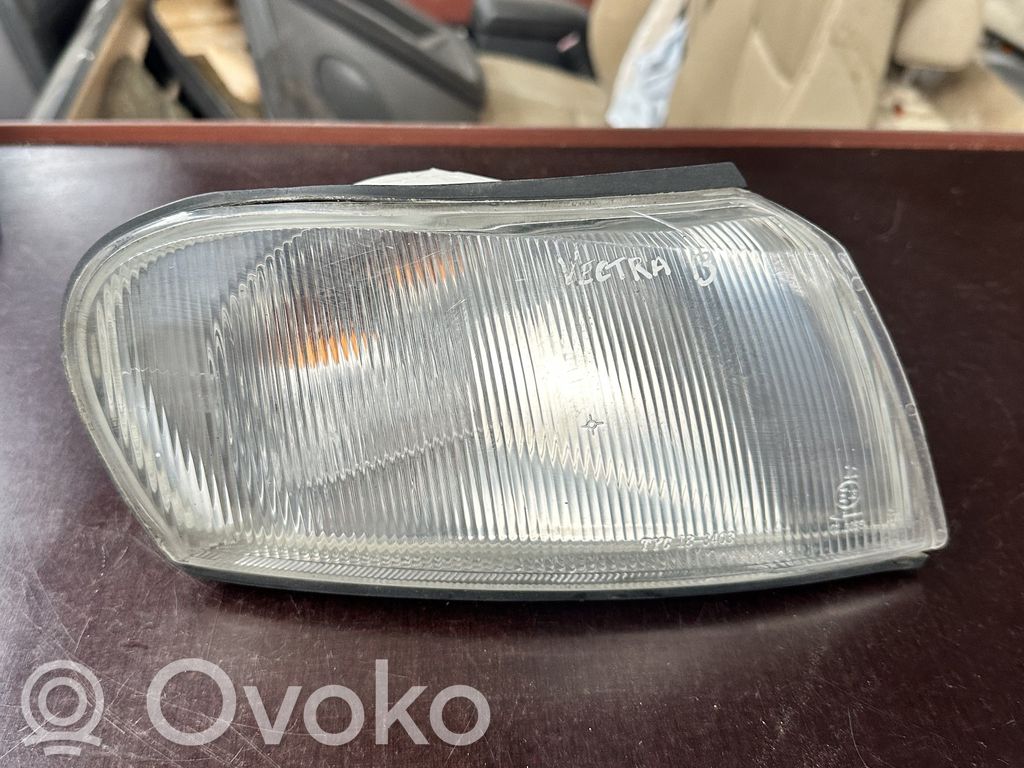 Opel Vectra B Front indicator light 