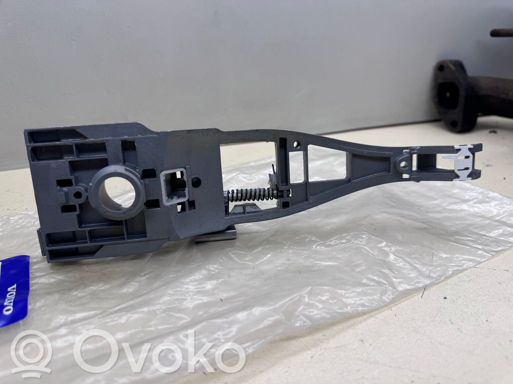 Volvo XC90 Wkładka zamka drzwi przednich 