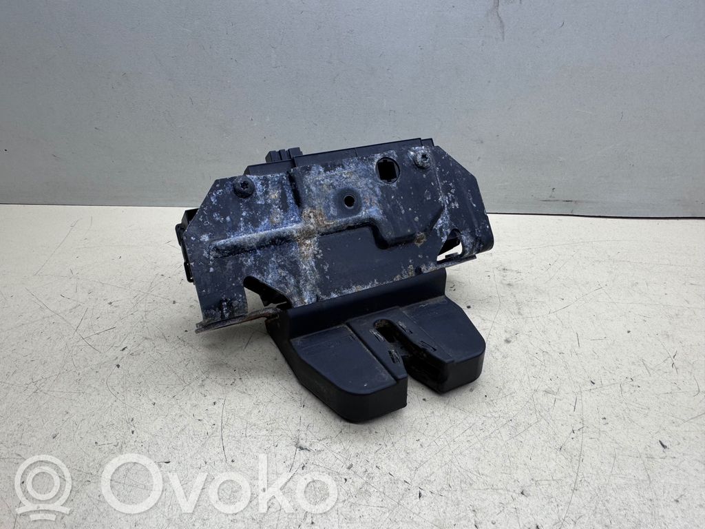 Opel Vectra C Zamek klapy tylnej / bagażnika 