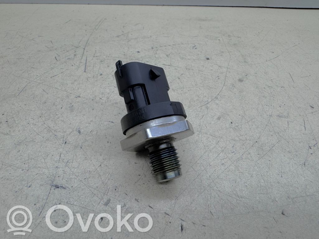 Renault Clio IV Capteur de pression de carburant 