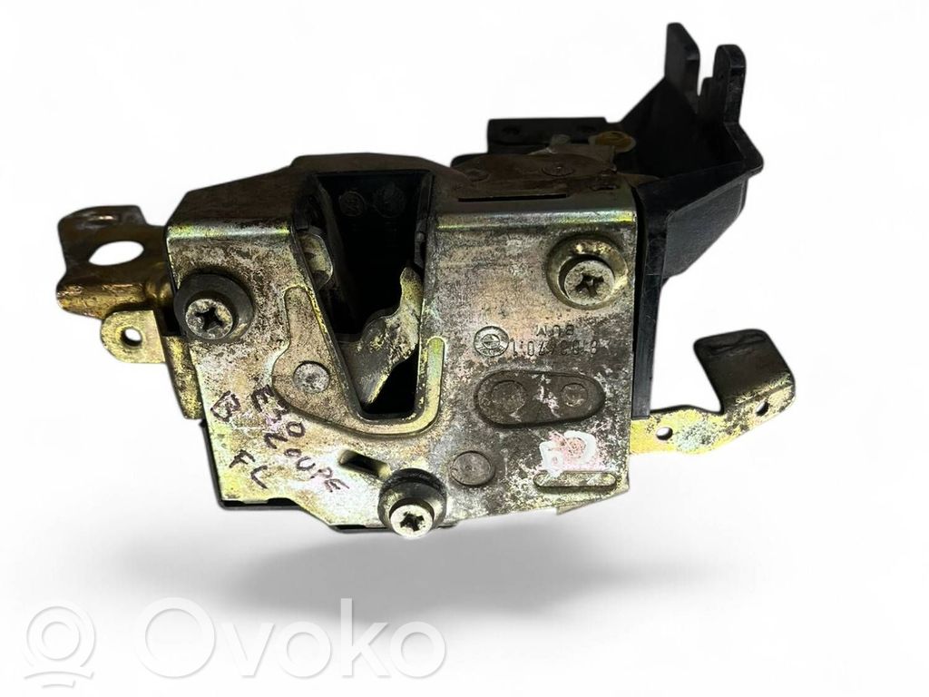 BMW 3 E30 Front door lock 