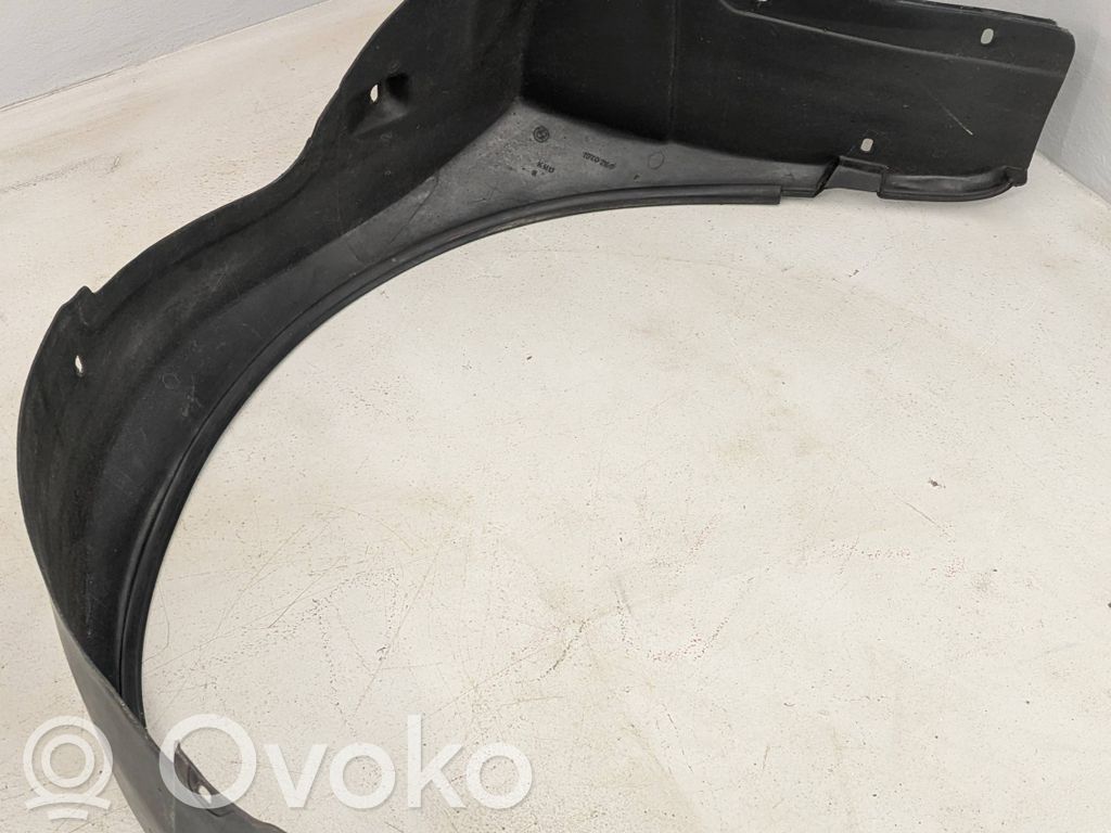 BMW 8 E31 Apakšspārns 