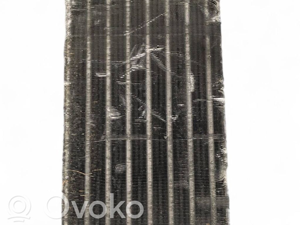 BMW 7 E32 Oro kondicionieriaus radiatorius (salone) 