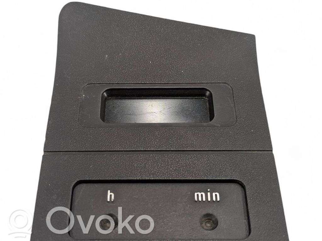 BMW 5 E28 Screen/display/small screen 