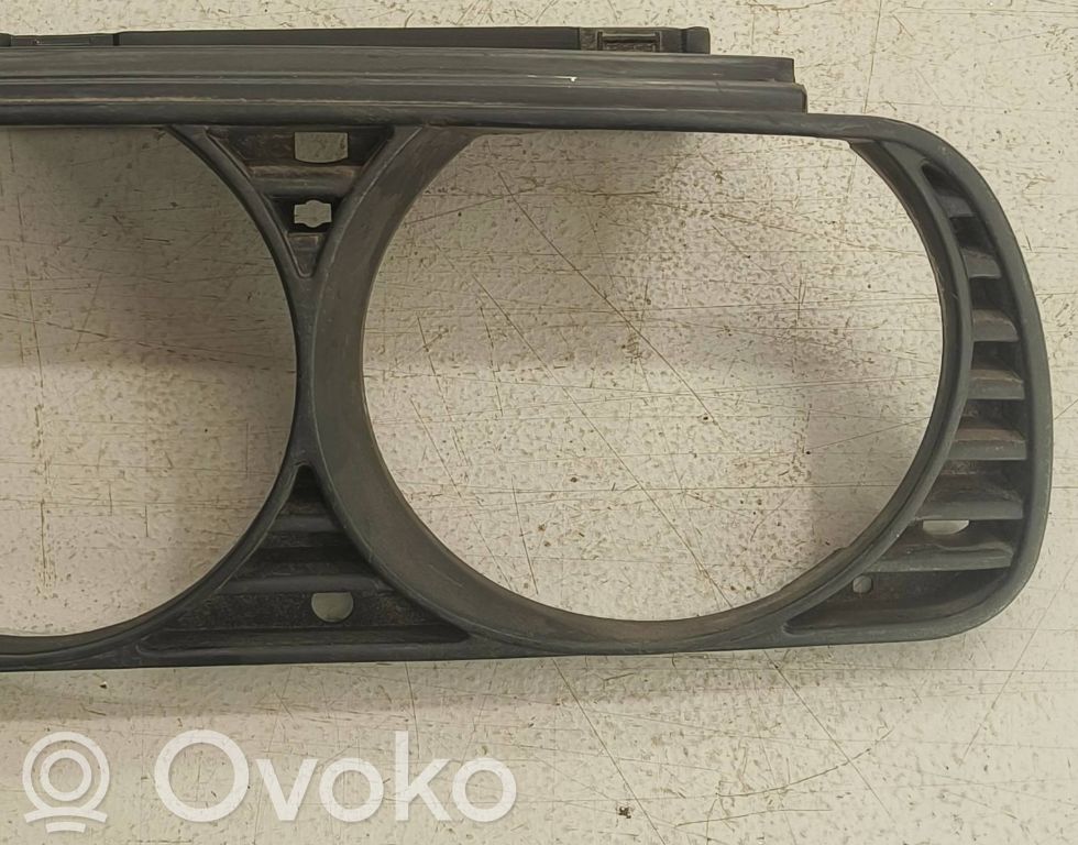 BMW 3 E30 Front grill 