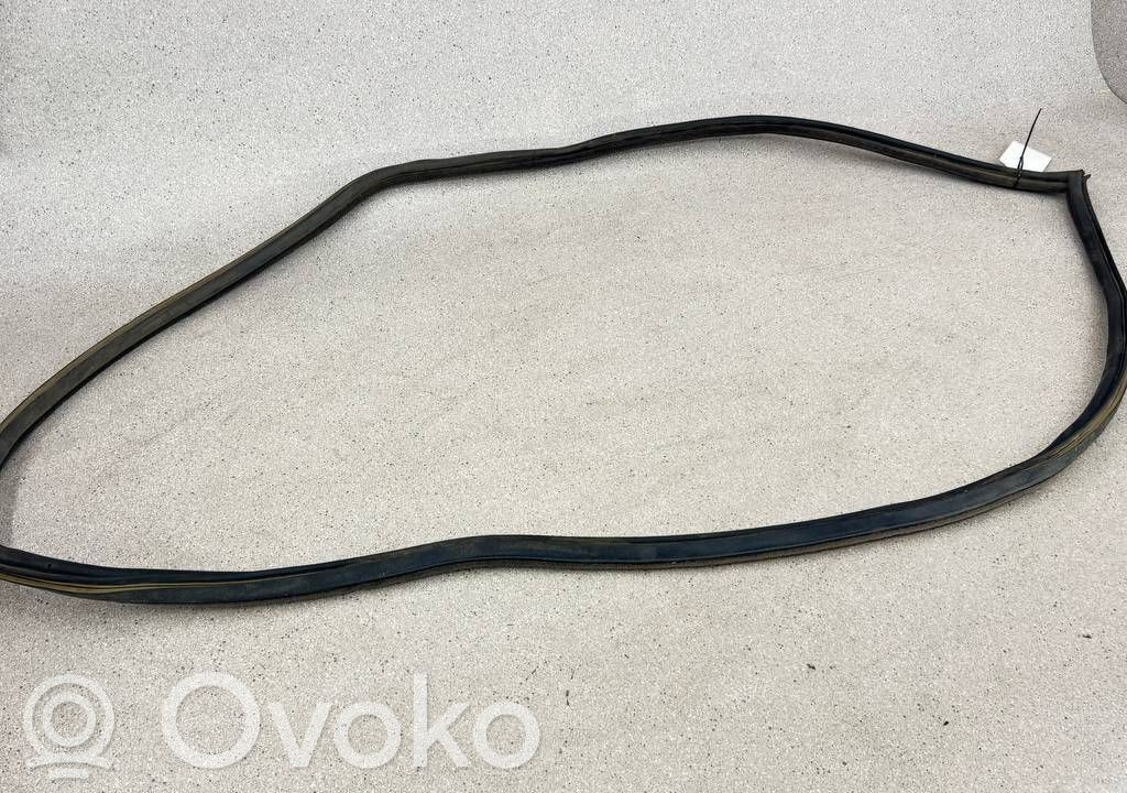 BMW 3 E30 Etuoven kumitiiviste 