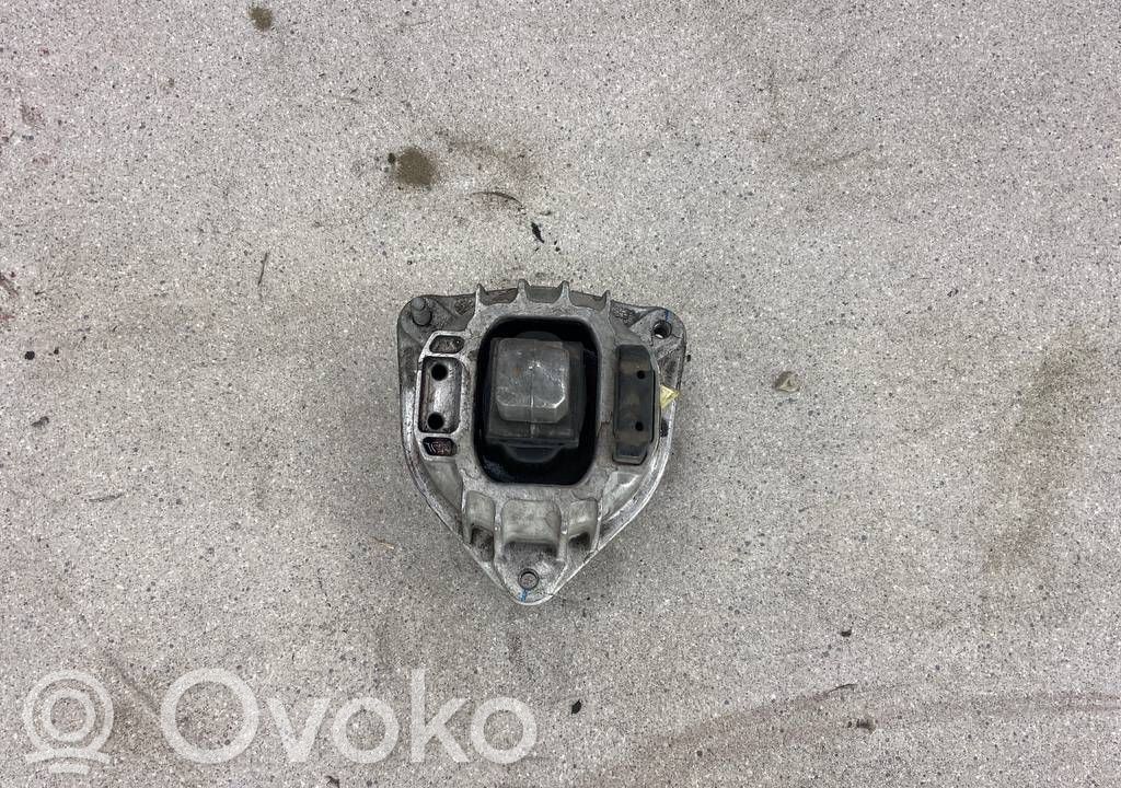 Engine mount bracket   6851264,21116851264