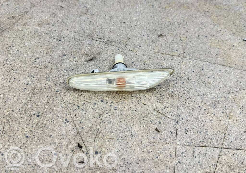 BMW 5 E60 E61 Front fender indicator light 