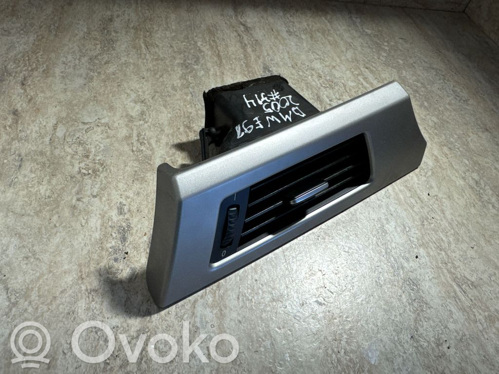 BMW 3 E90 E91 Dashboard side air vent grill/cover trim 