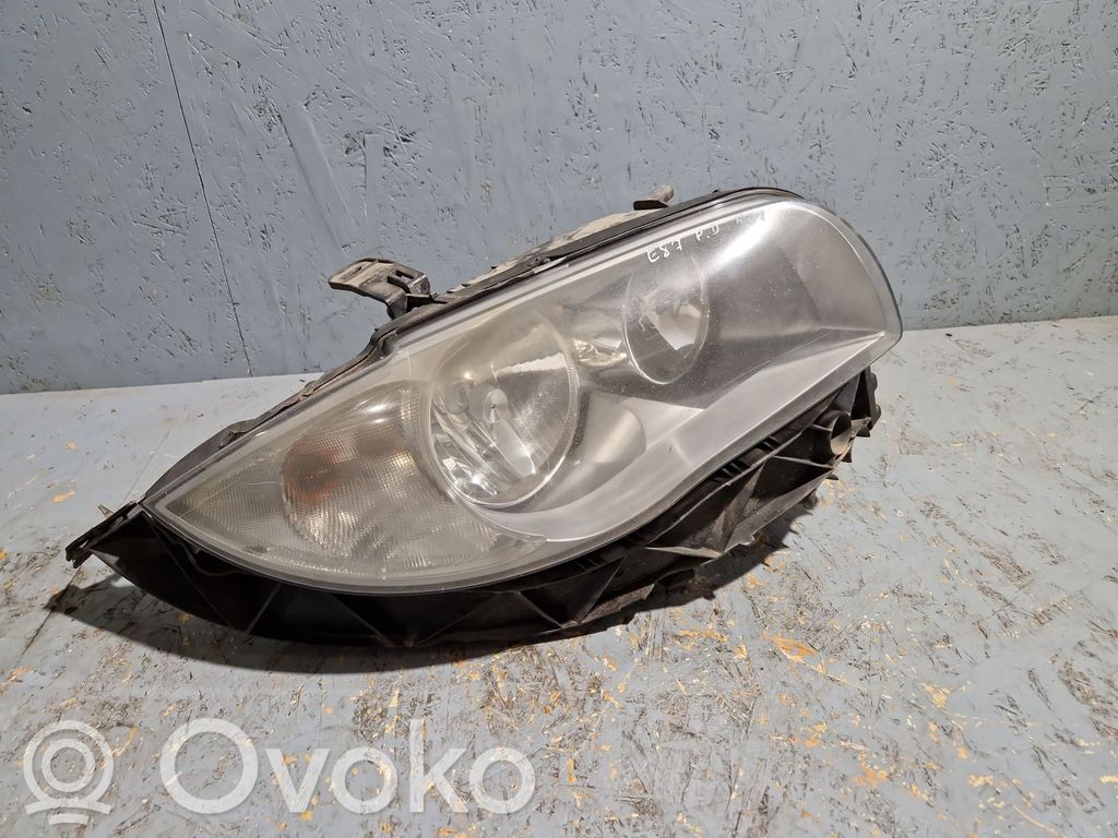 BMW 1 E81 E87 Priekšējais lukturis 