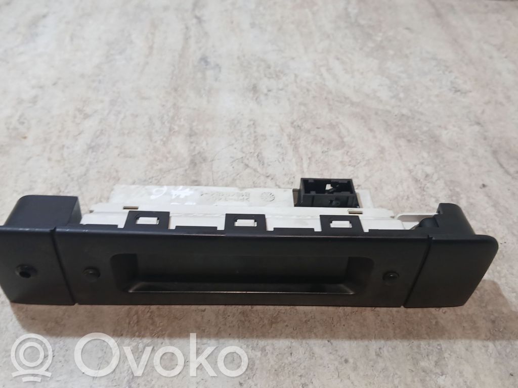 Monitor / wyświetlacz / ekran   9637850177