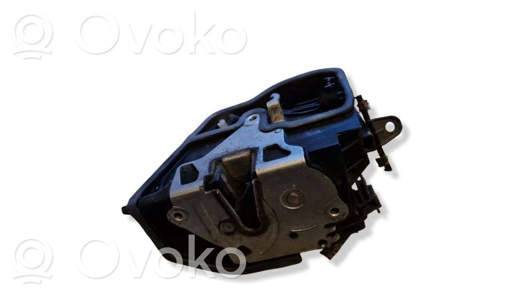 Etuoven lukko   7167077