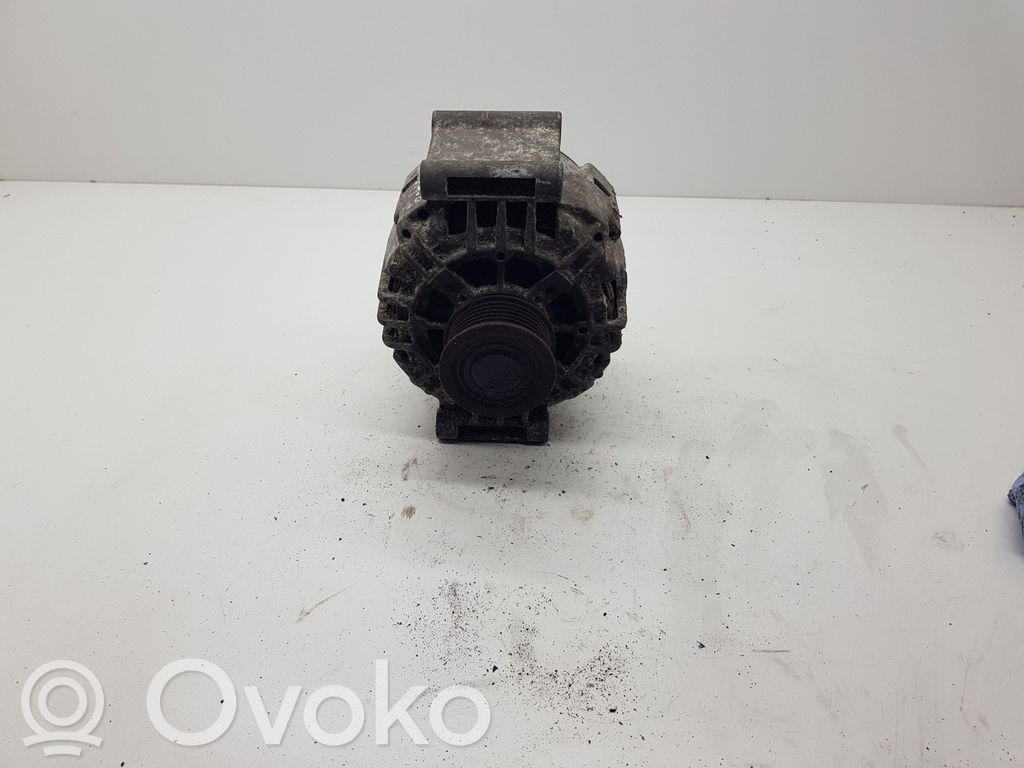 Audi A4 S4 B7 8E 8H Ģenerators 