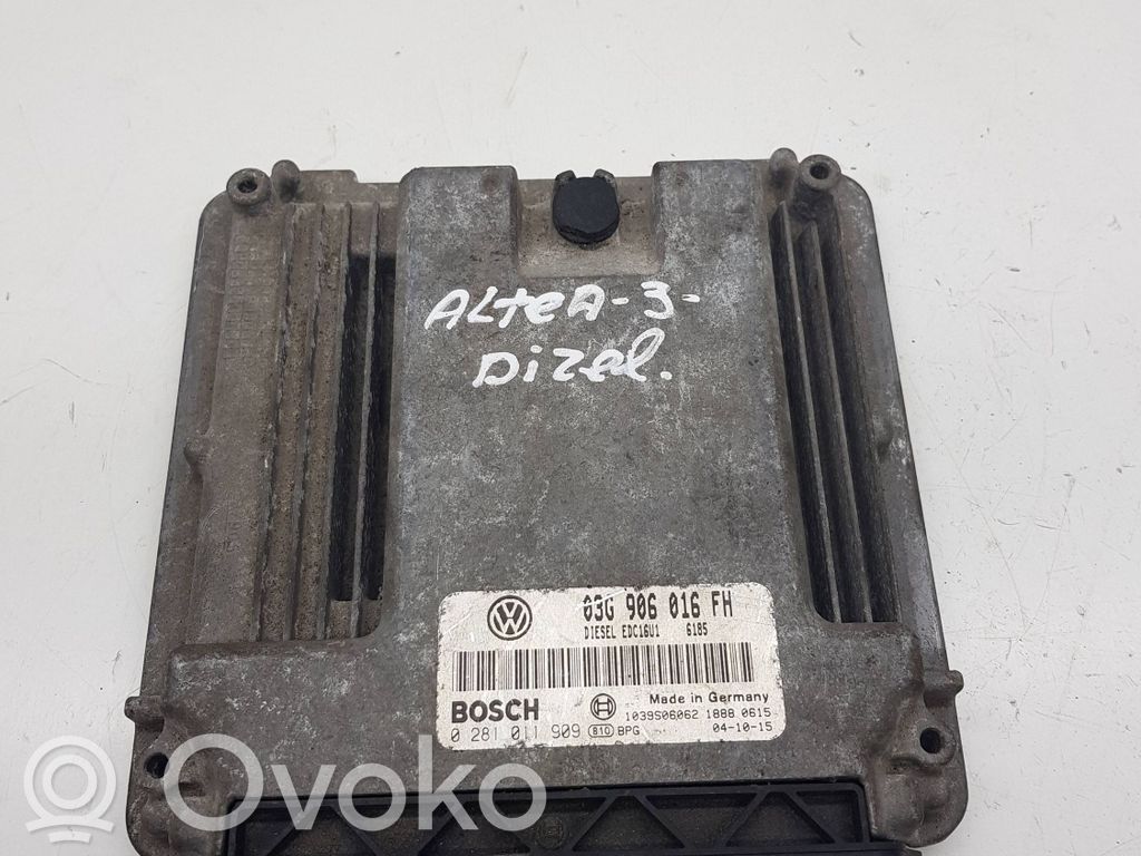 Volkswagen Touran I Engine control unit/module 