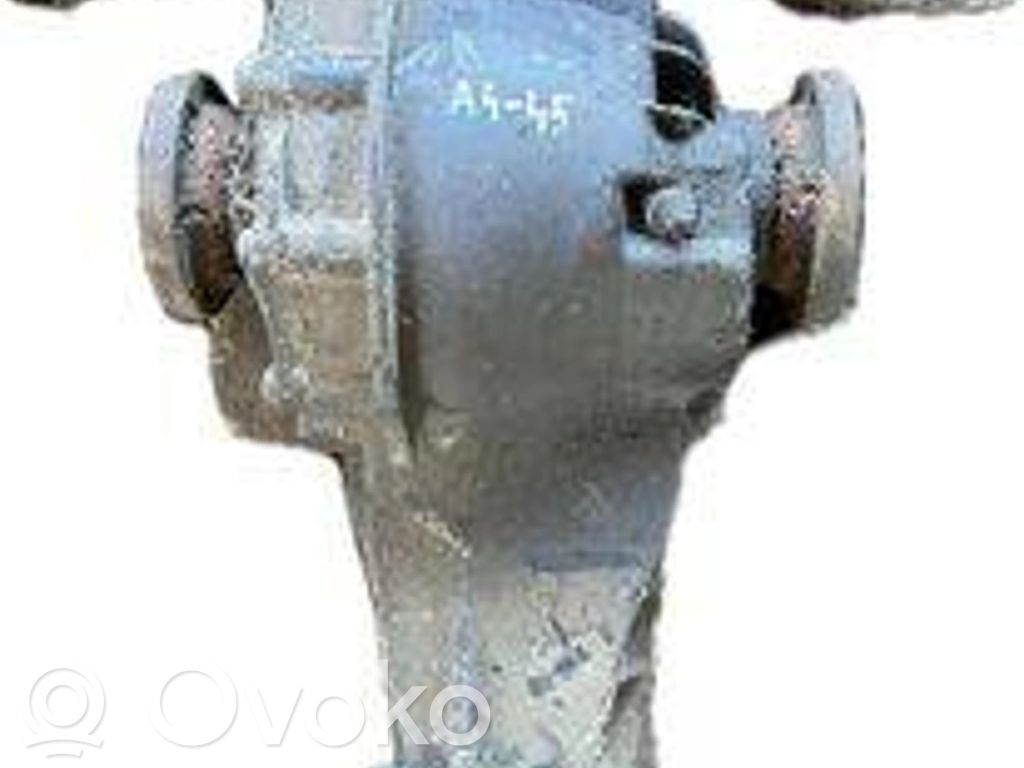 Audi A4 S4 B6 8E 8H Aizmugurējais reduktors 