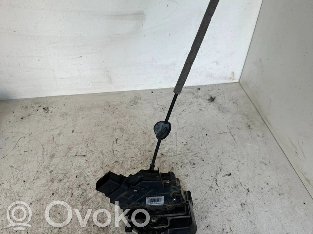 Volvo V70 Aizmugurē slēdzene 