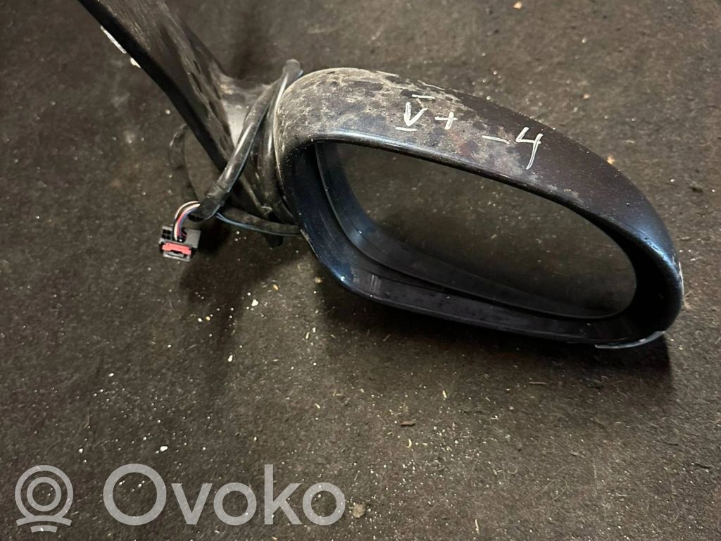 Volkswagen Golf Plus Front door electric wing mirror 