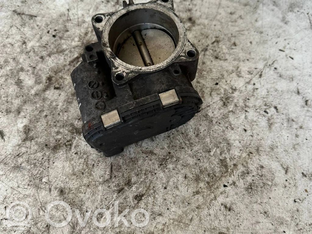 Volvo V70 Droselinė sklendė 