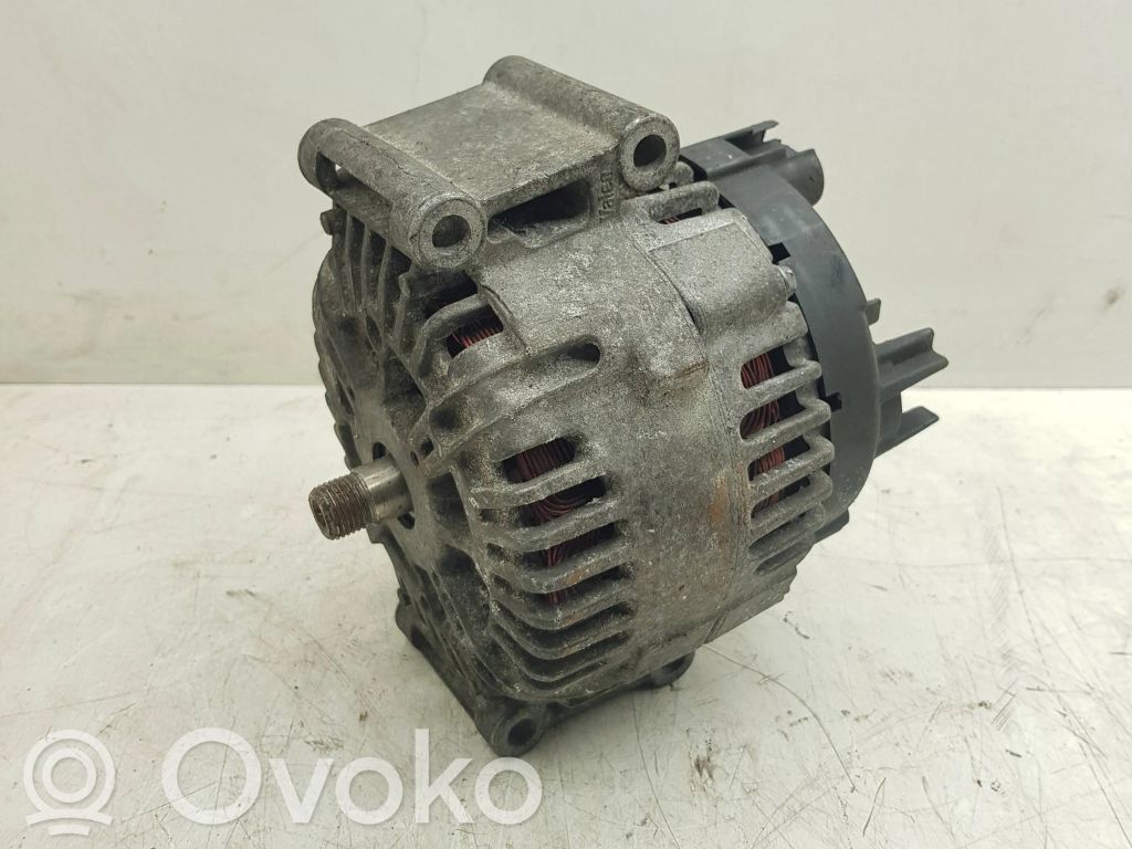 Audi A4 S4 B7 8E 8H Generatorius 
