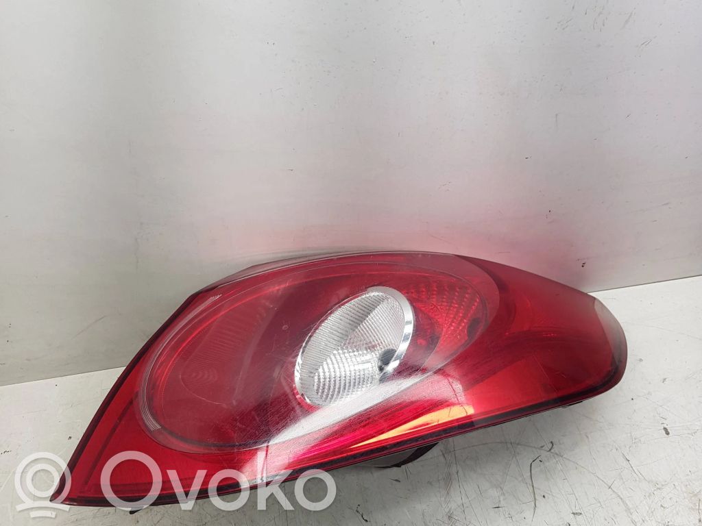 Volkswagen PASSAT CC Lampa tylna 