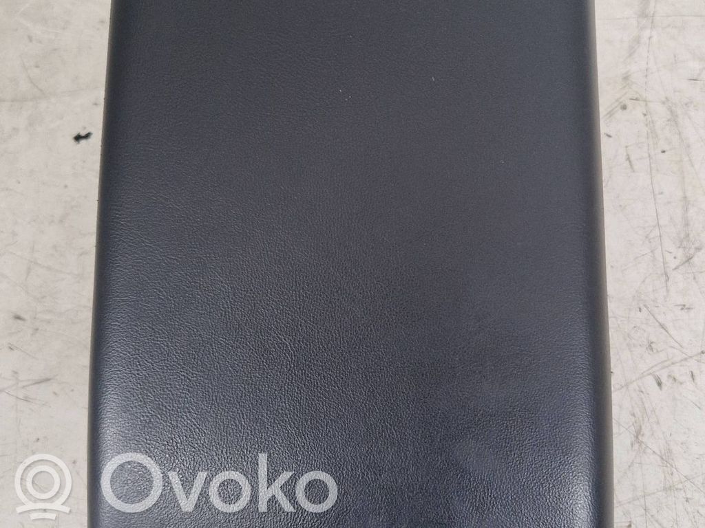 Volvo V70 Armrest 