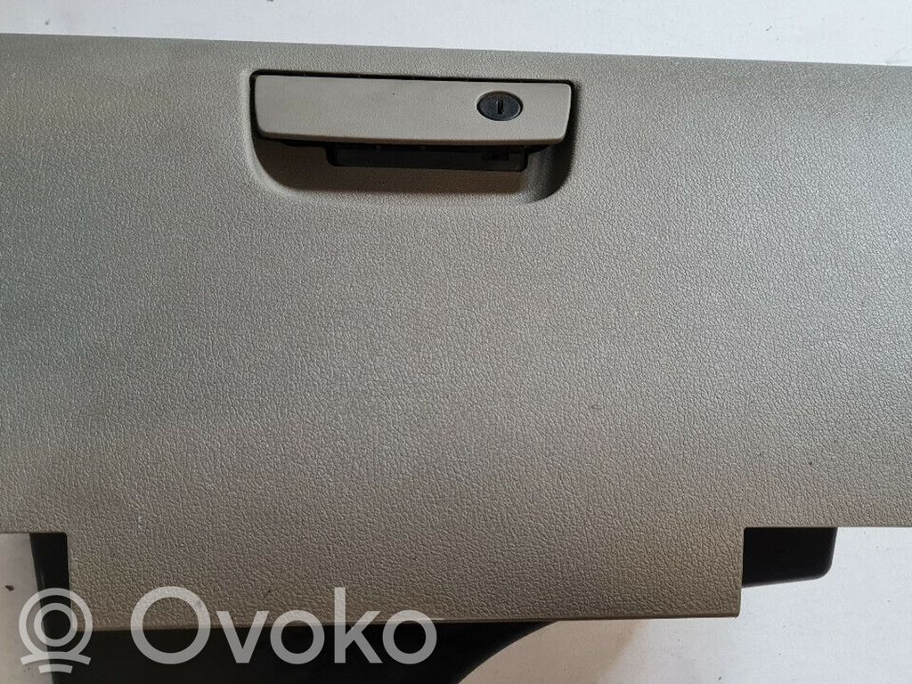 Handschuhfach komplett   5JY771J3AI