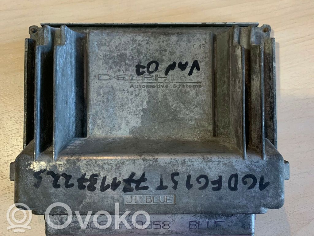 Unidad de control/módulo del motor   12602801
