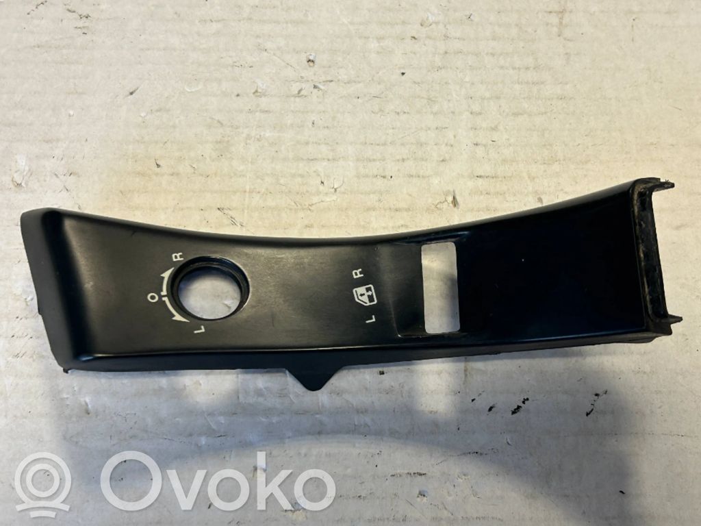 Front door window switch trim   10085953,10253103
