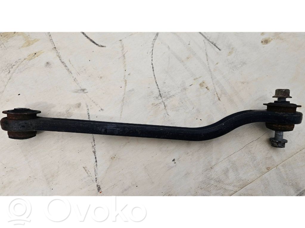 Chevrolet Suburban Querlenker hinten 