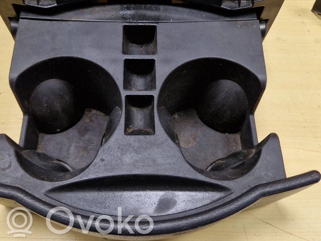 Cup holder   0ZS681DVAA,CUPH01DZR