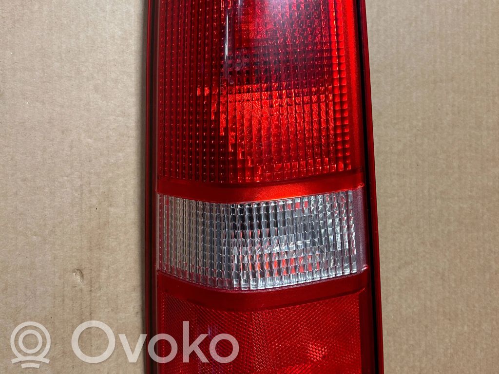 Rear/tail lights   16530413