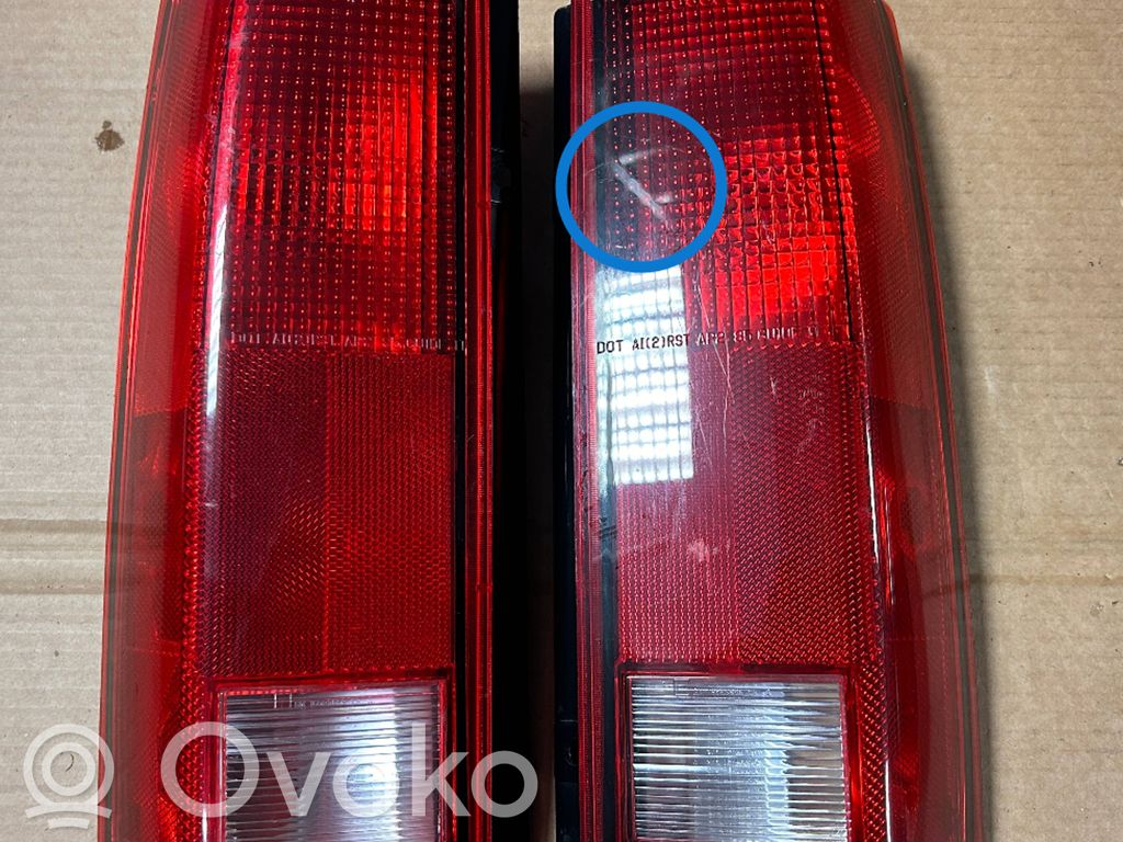 Rear/tail lights set   16502448,16502447