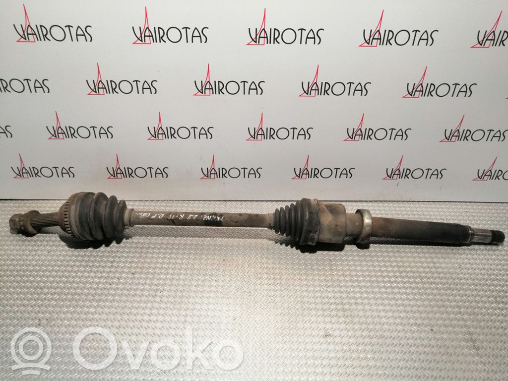 Front driveshaft   6C113B436BE