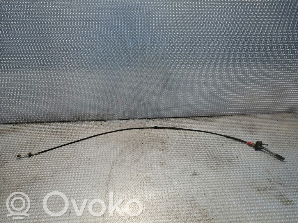 Throttle cable   007024