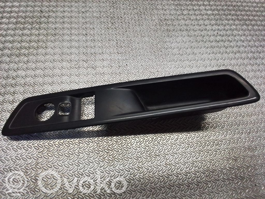 Toyota Proace Front door window switch trim 