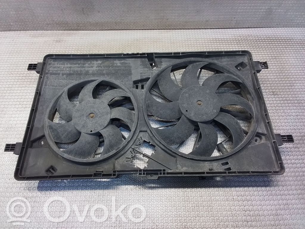 Opel Movano B Elektryczny wentylator chłodnicy 