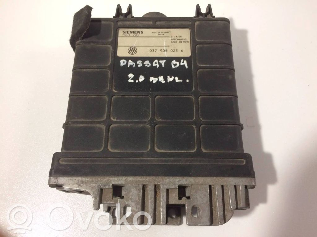 Engine control unit/module   037906025G